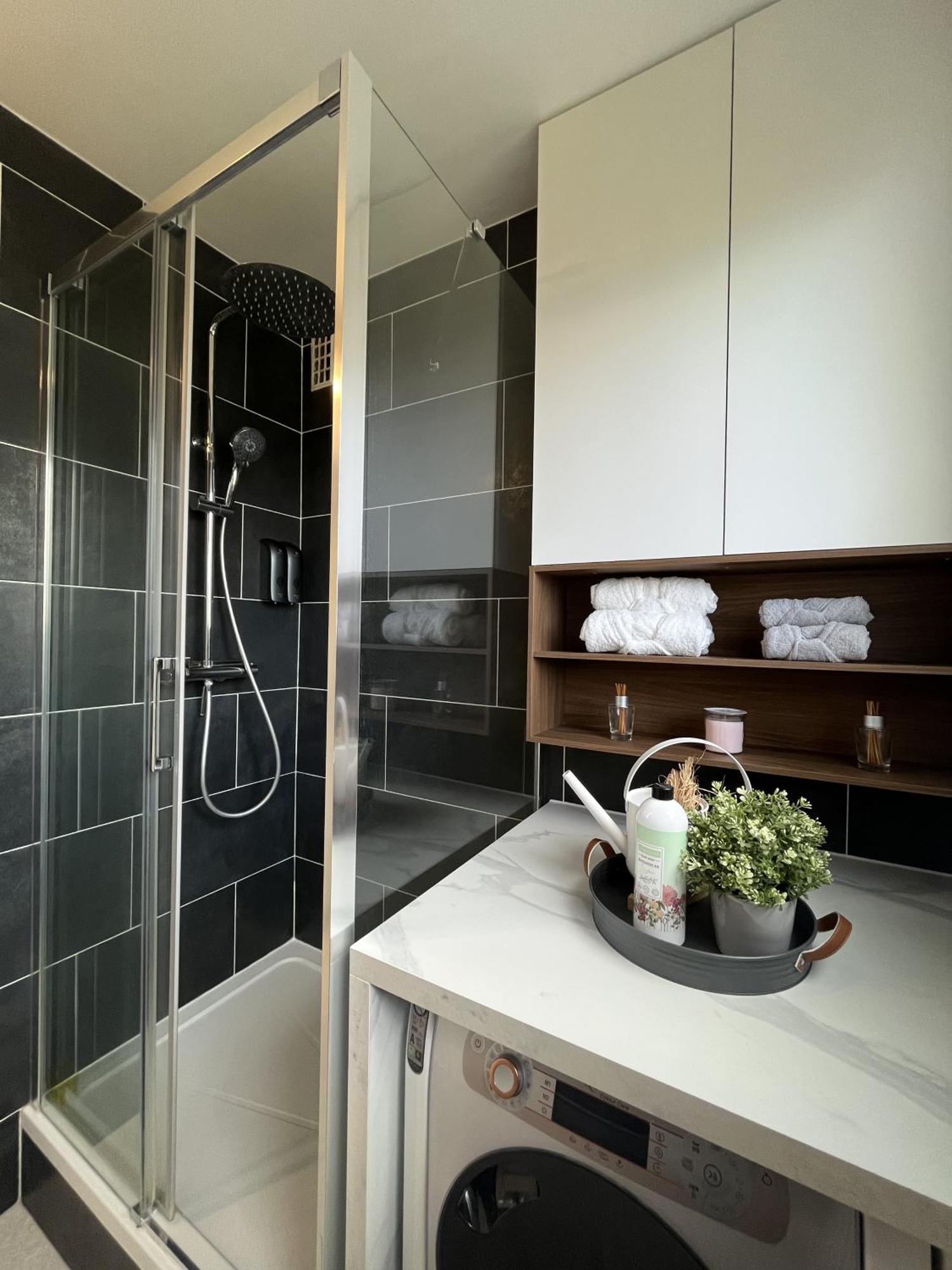 Entire 60M2 Apartment - Close To Paris - Parking - Kitchen - 2Min Rerb - Olympic'24 Bourg-la-Reine Extérieur photo