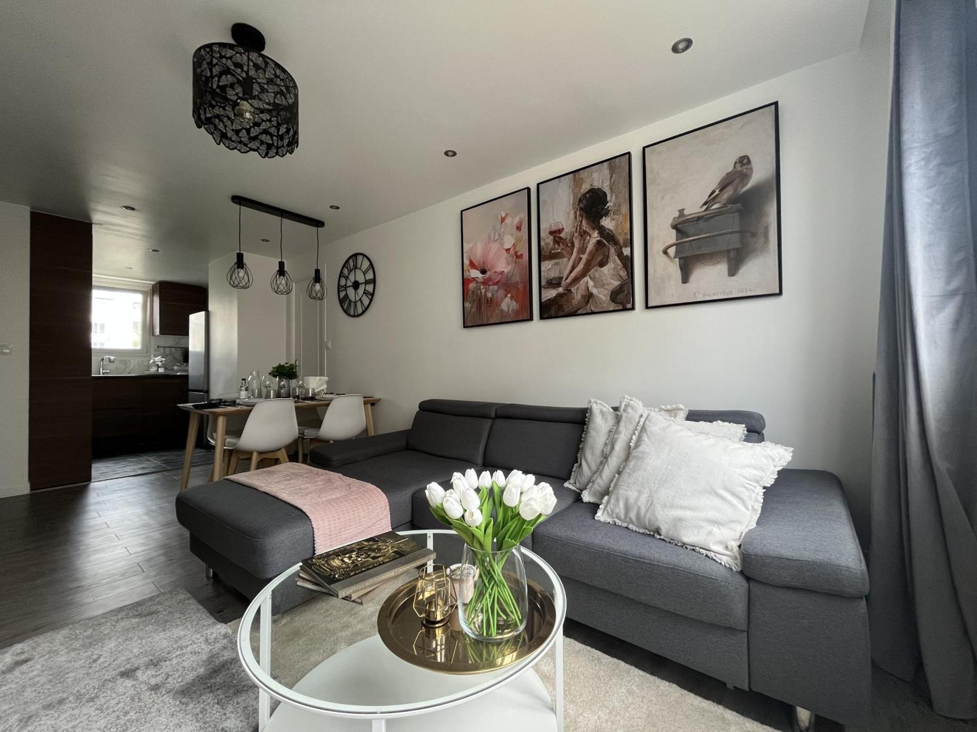 Entire 60M2 Apartment - Close To Paris - Parking - Kitchen - 2Min Rerb - Olympic'24 Bourg-la-Reine Extérieur photo